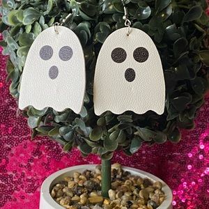 Halloween ghost earrings new